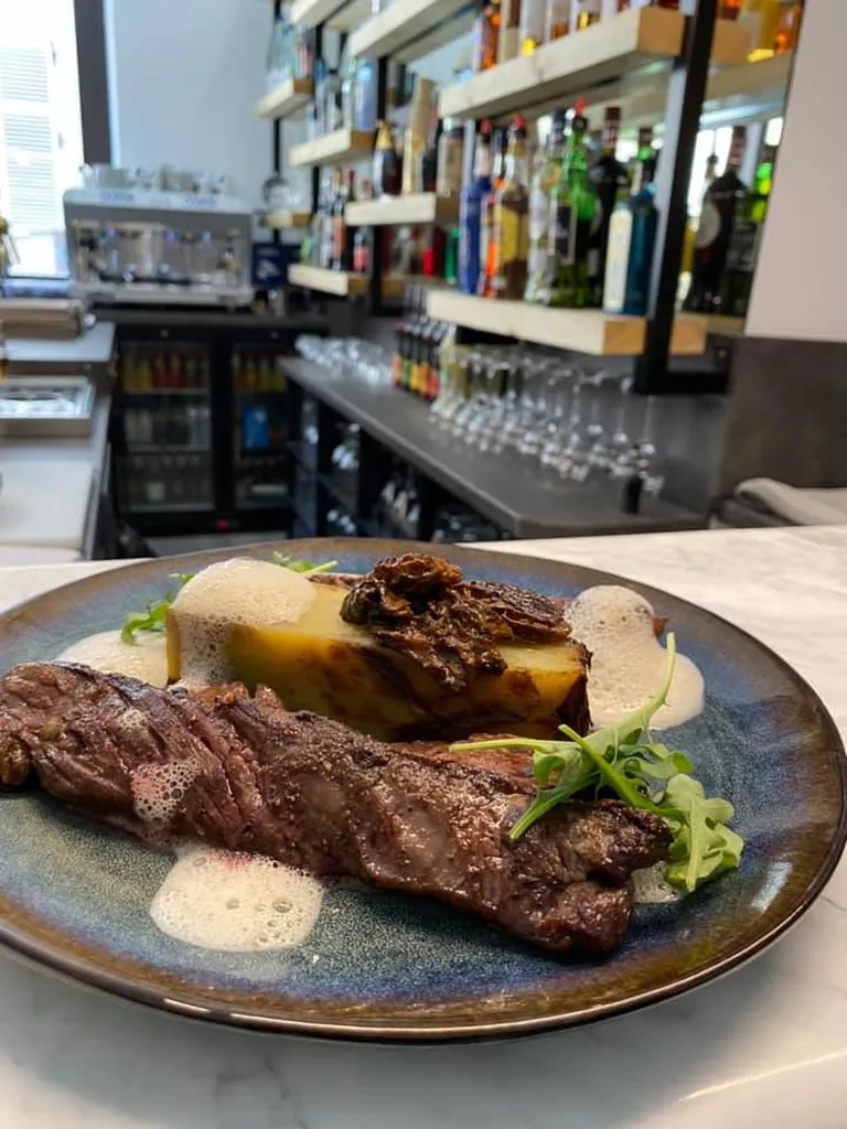 Menu du jour : entrée + plat + dessert