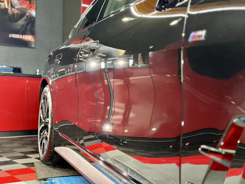 spécialiste du Traitement céramique sur lyon et sa région . spécialisé dans la protection carrosserie BMW 