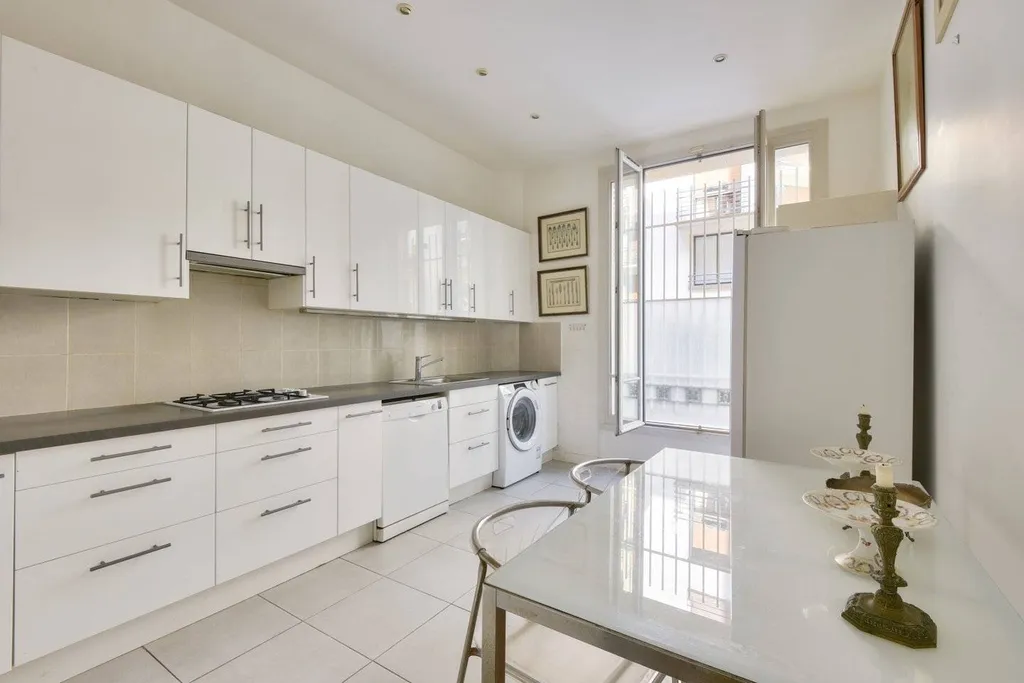 A vendre appartement métro La Muette à Paris 75016