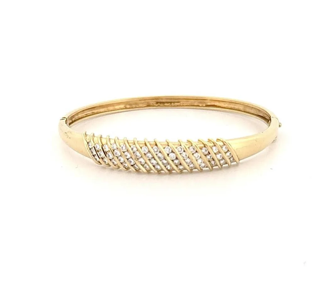 Éclat Intemporel : Découvrez Notre Bracelet Jonc en Or et Diamants chez Or Ligne à La Teste