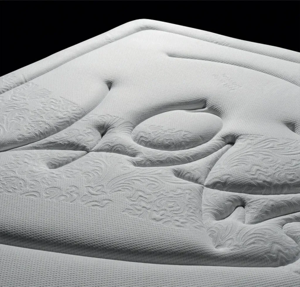 Vente d'un matelas 40 ANS de chez TECHNILAT