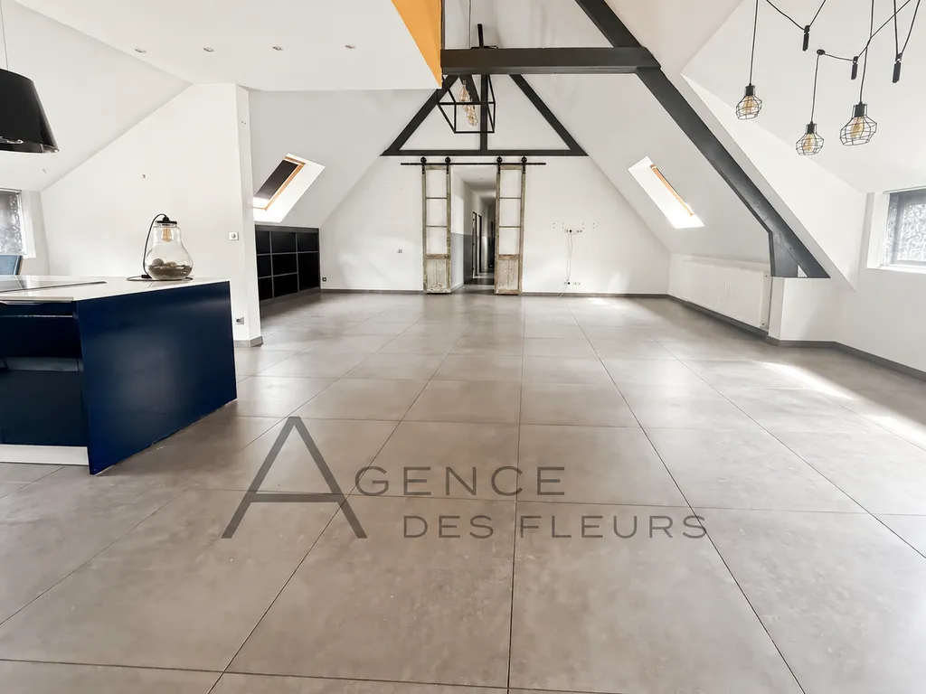 A saisir loft de 186 m² au 2 eme étage d'une résidence de standing à ELBEUF 76500