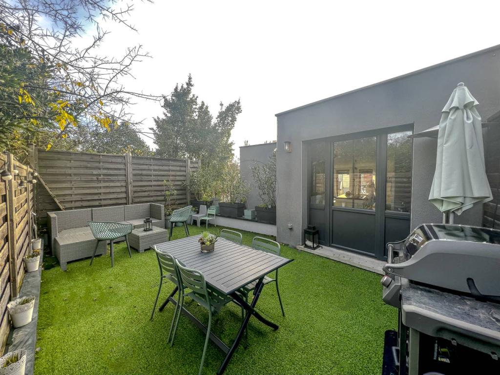 Maison avec terrasse