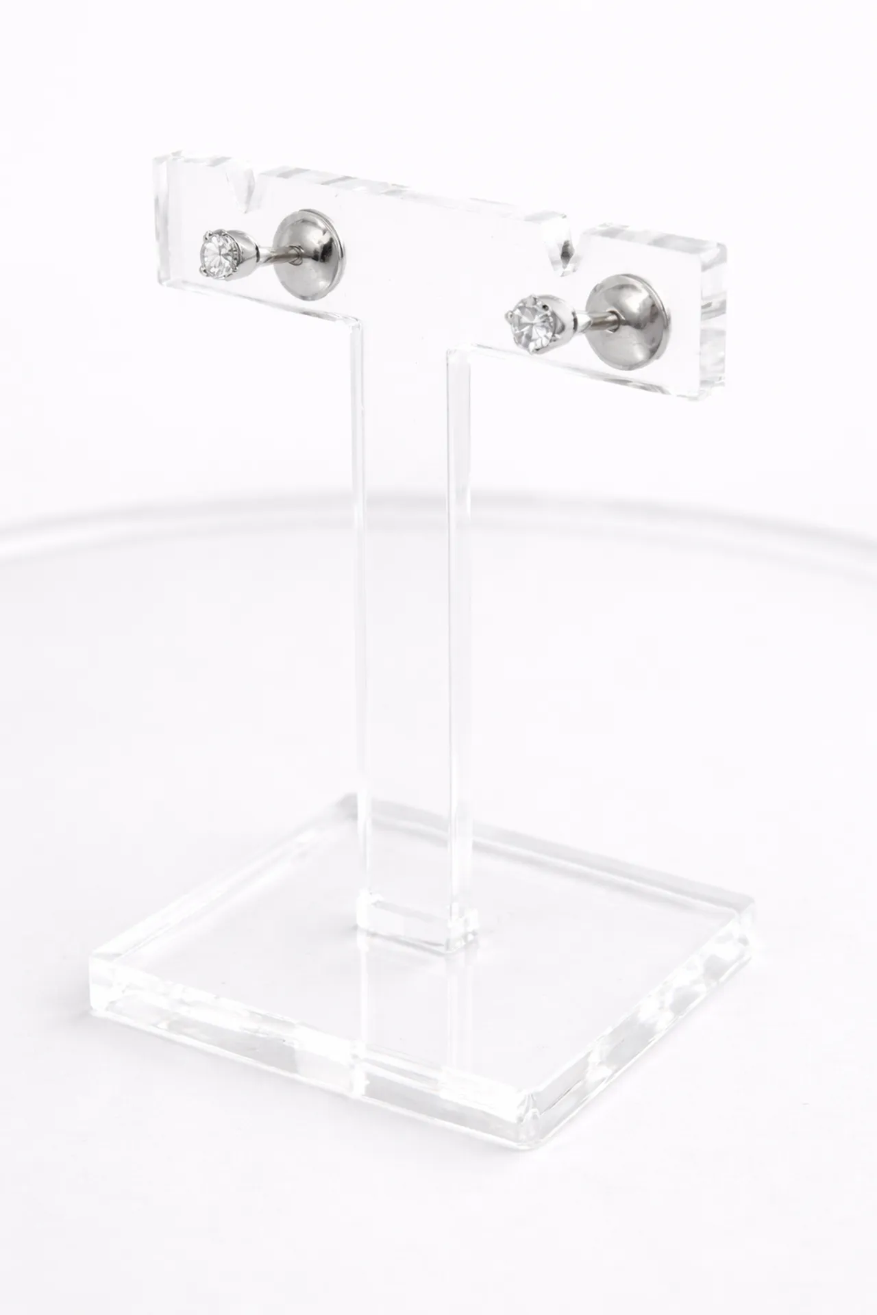 Boucles d’oreilles diamant solitaire en or blanc – dépôt vente bijouterie Or Ligne Bassin d’Arcachon