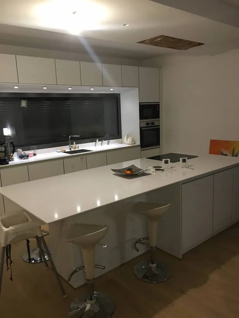 Cuisine laquée lyon 4 