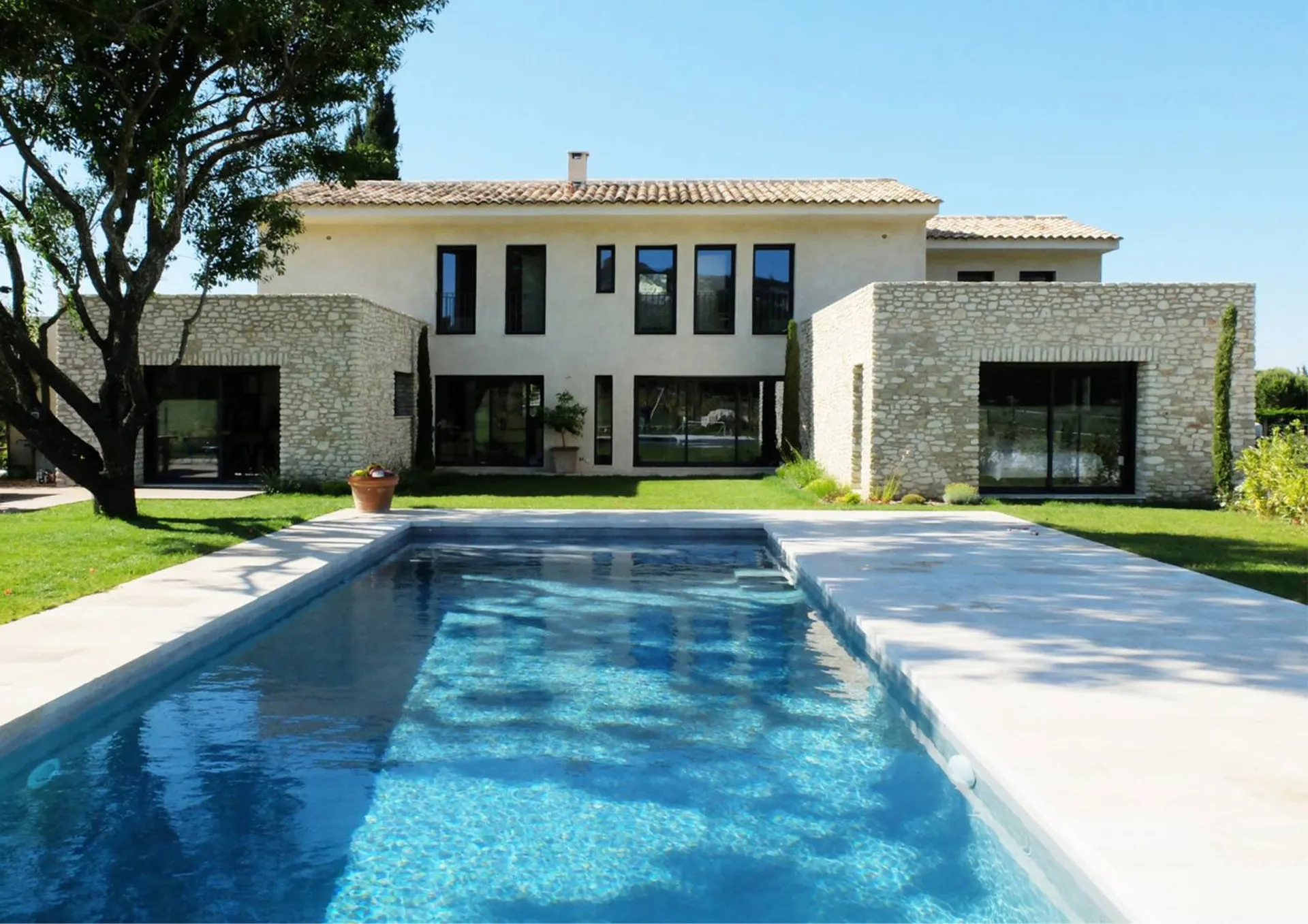 Construction de maison d'architecte à Saint Remy de Provence dans les Alpilles