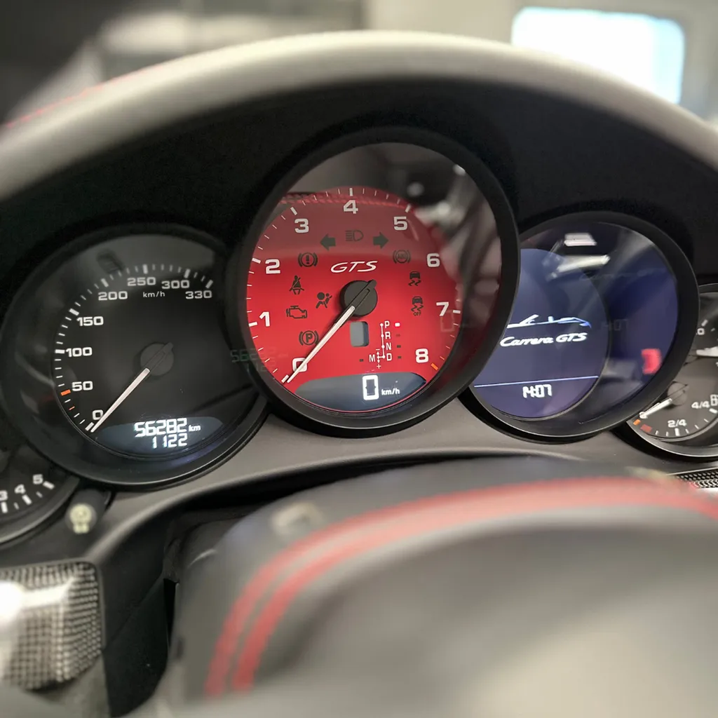 Comment protéger durablement sa Porsche 911 Carrera GTS près du Mans ?