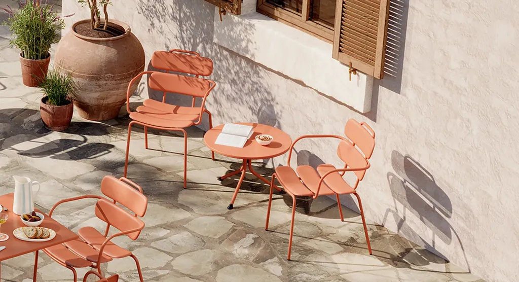 Table basse Doli extérieur – design élégant, résistance météo & mobilier lounge à Marseille, Région PACA pour terrasses professionnelles et espaces accueil