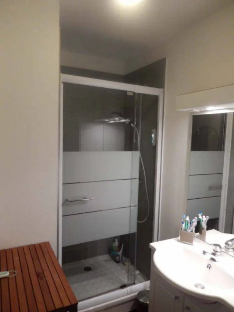 Situé au 1er étage