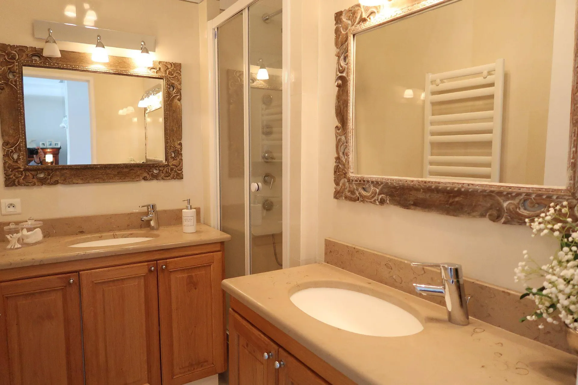 Type 3 à vendre avec balcon et terrasse à Cassis