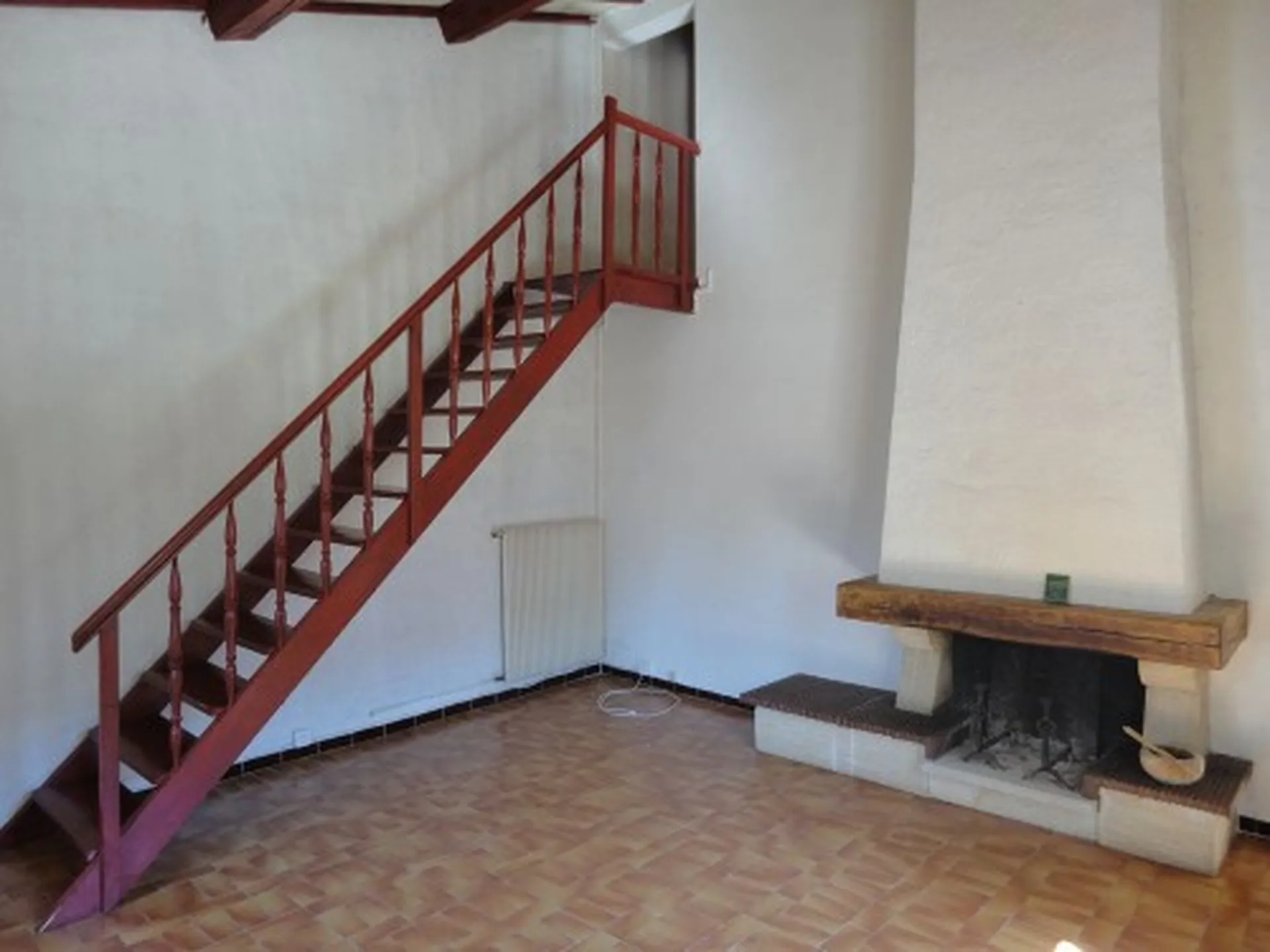 vente maison de plaind pied 4 Roquefort La Bédoule secteur recherché  avec terrain de 600m², garage et dépendances