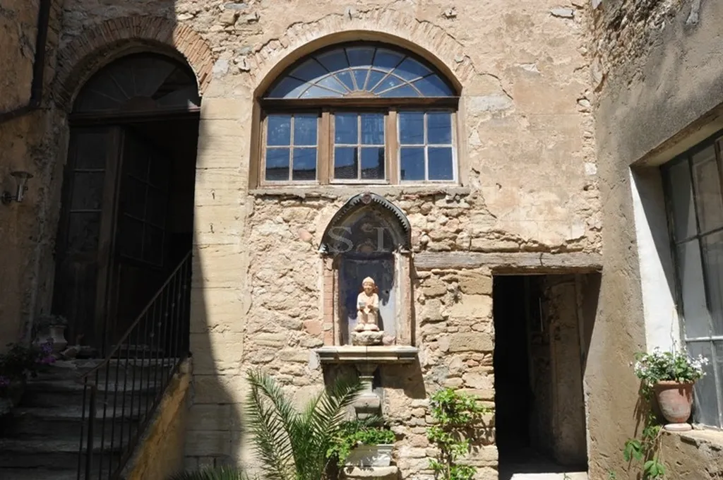 Authentique Hôtel Particulier  dans un village proche du Mont Ventoux