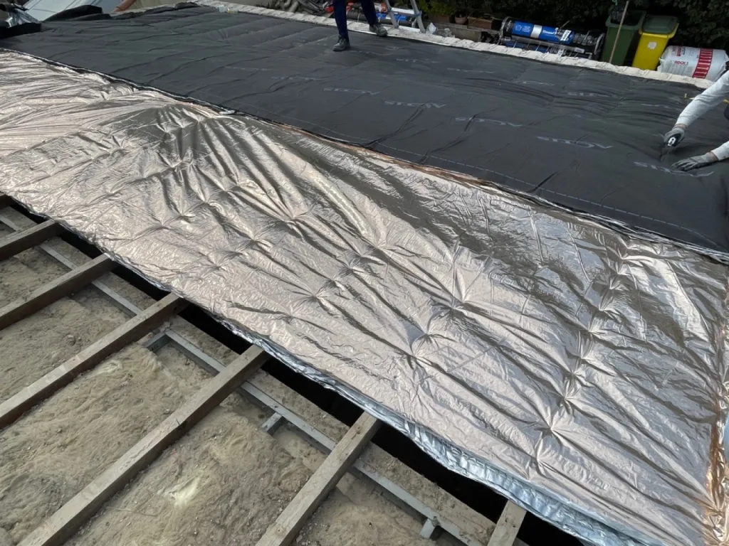 Réfection de toiture avec isolation d’une maison sur Châteauneuf-les-Martigues.