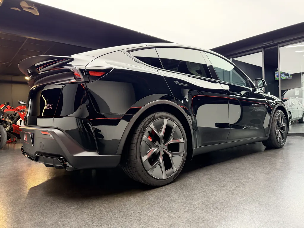 TESLA MODEL Y JUNIPER PERFORMANCE - LILLE 59