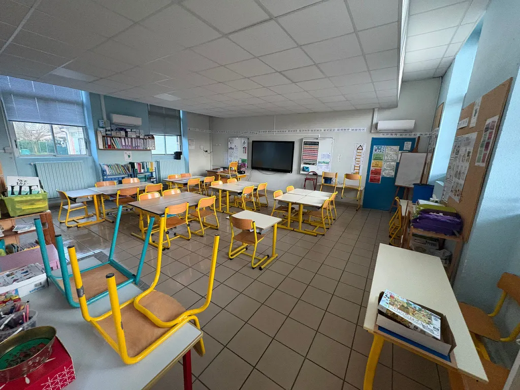 Nettoyage Professionnel des Écoles, Mairies et Bâtiments Communaux 