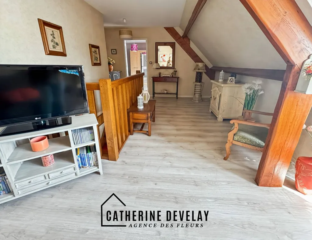 A acheter, maison de 164 m² édifiée sur 1200 m² de terrain sur la commune de SAINT PIERRE DU BOSGUERARD 27370