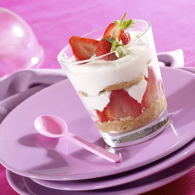 photographe culinaire à Lyon mise en scène de vos recettes fromage blanc Yoplait façon tiramisu