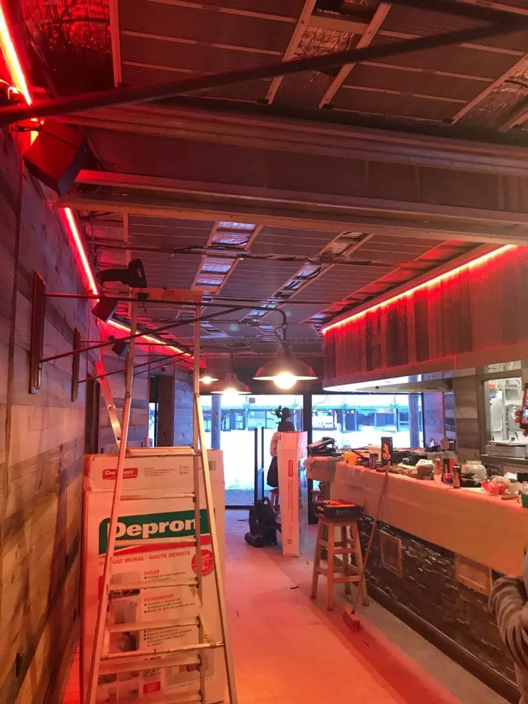 Plafond chauffant rayonnant pour bars, cafés, hôtels, restaurants et autres commerces - Plafonds Tendus Occitans Toulouse