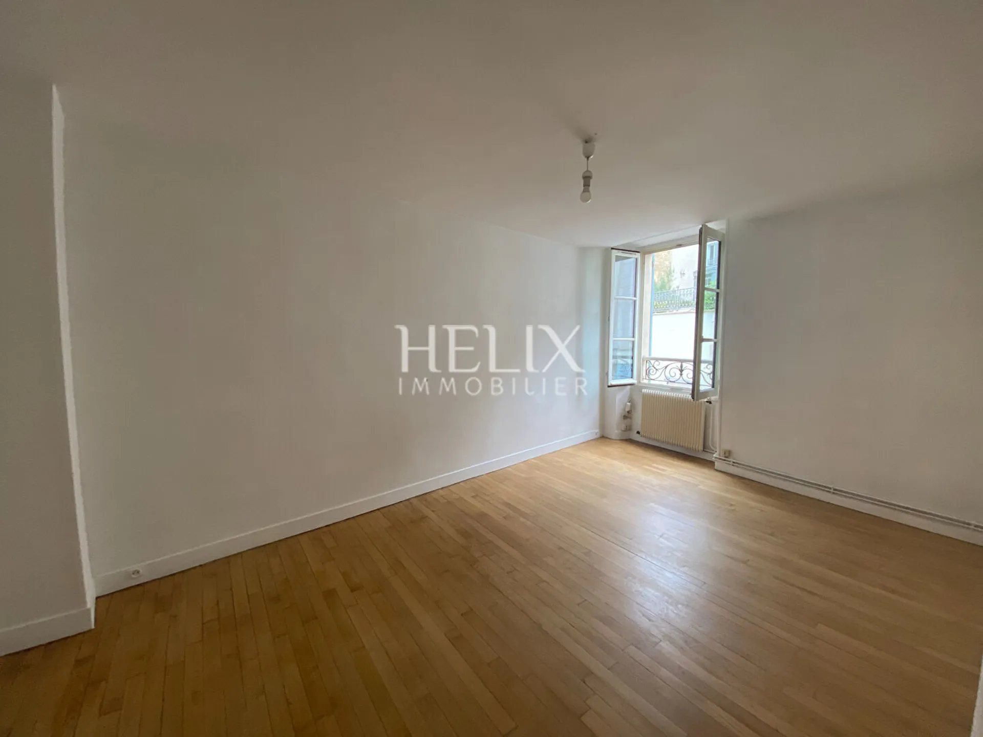 Saint Wandrille Le Pecq - Maison historique  de 242m² avec charme en excellent état général 