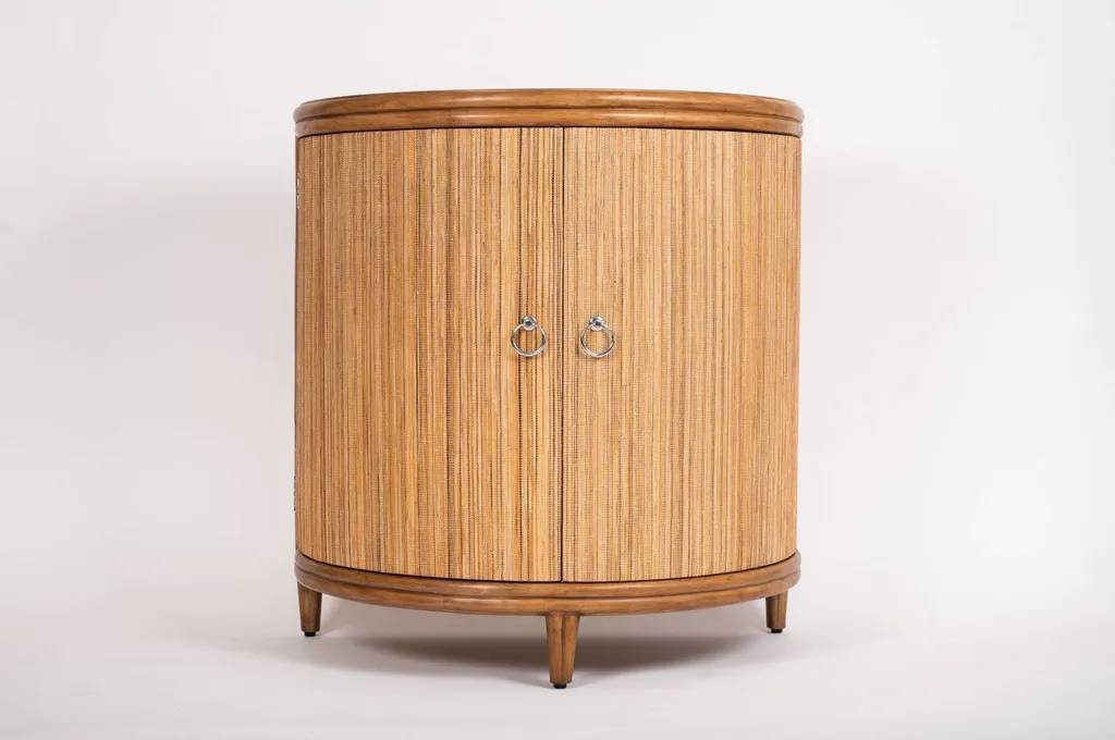 bahut forme arrondi à hyères en rotin