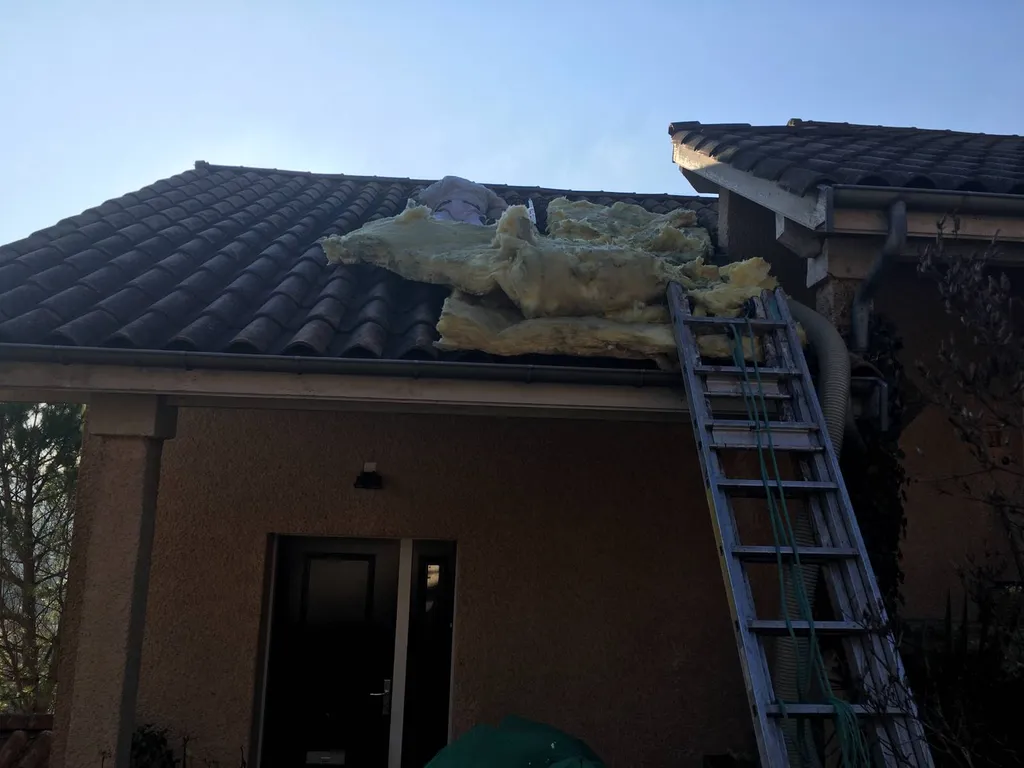 Notre zone d'activité pour ce serviceAménagement de combles isolés à Caluire-et-Cuire 69300 : création d’espace habitable et optimisation énergétique