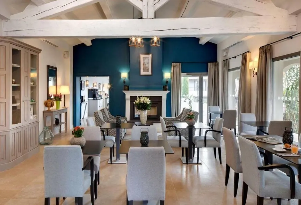 Dallage Intérieur de L'Hôtel Domaine Du Jas 