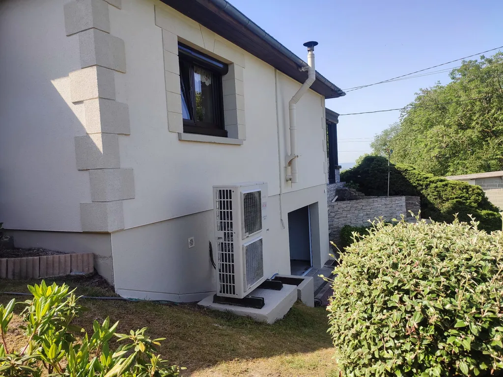 Entreprise pour rénovation de façades au Havre et ses alentours : Ravalement enduit projeté à la chaux aérienne