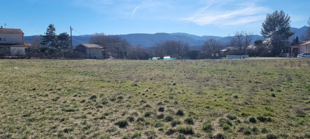 Terrain constructible à SISTERON