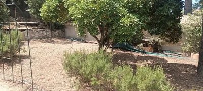 Mise en securite d un jardin dans.un centre pourenfants.