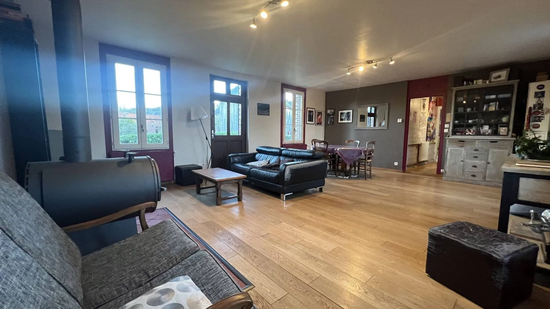 SOUS OFFRE MAISON DE CARACTERE PROCHE DE l'YERES