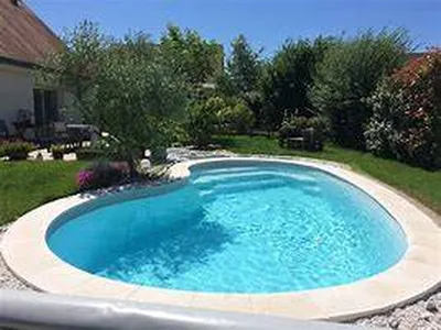 PISCINE COQUE POLYESTER FOND PLAT MODELE BLUE JUNGLE COCKTAIL PISCINE PLAN DE CAMPAGNE