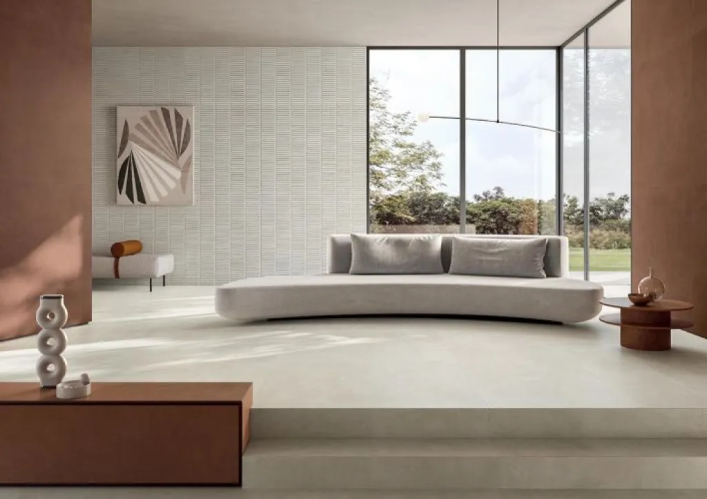 Pour un sol intérieur design en grès cérame aspect béton à Yvetot.