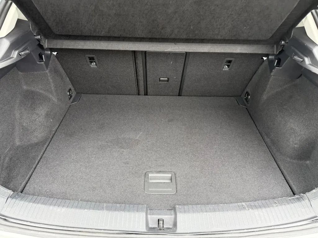 Achat Volkswagen T-Roc occasion autour du Havre : SUV diesel automatique 150 ch disponible chez Caudebec Automobiles La Frénaye