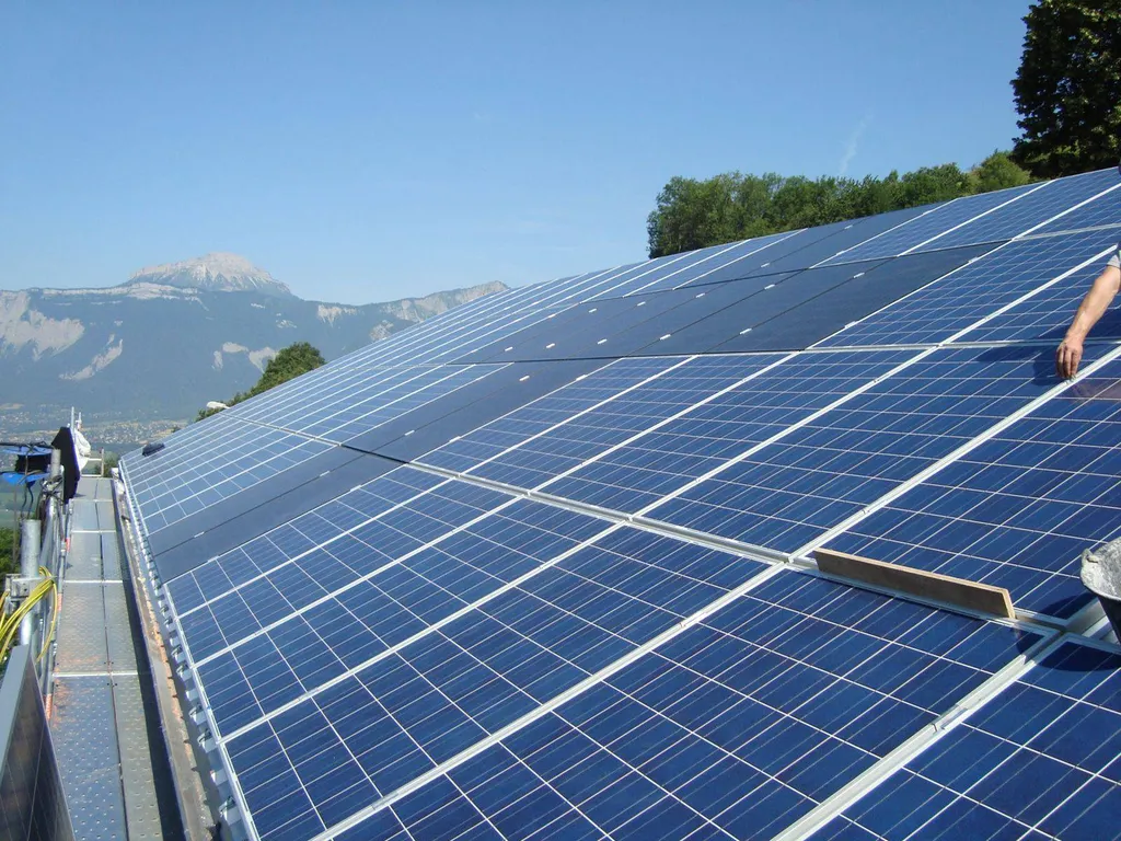 Réaliser une division en volumes pour panneaux photovoltaïques dans la région Rhône-Alpes
