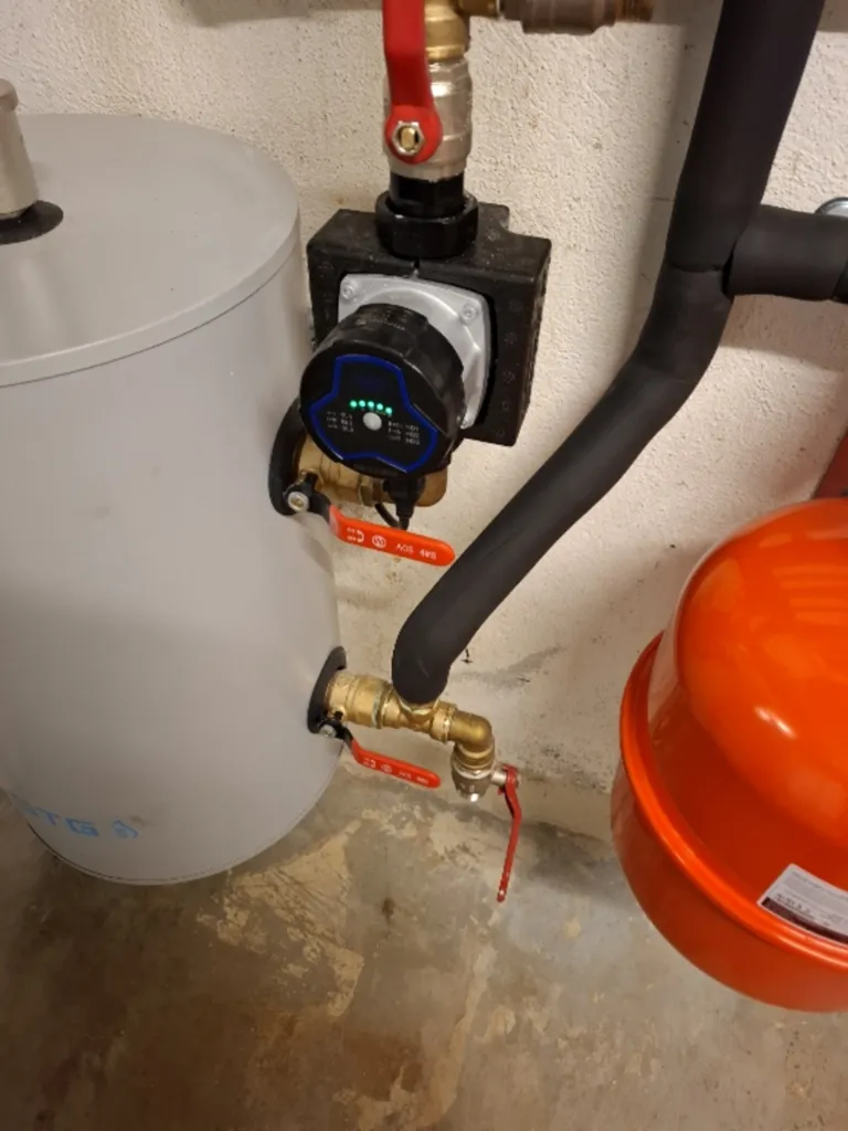 Installation d'une pompe à chaleur air-eau avec PESS au meilleur prix