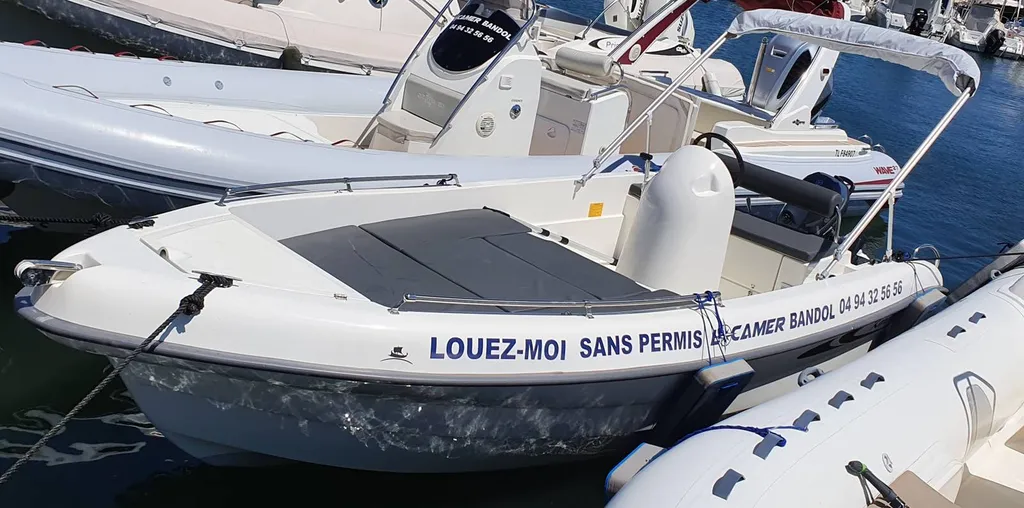 Location bateau à moteur sans permis Bandol