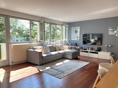 Le Pecq 4 pièces rénové de 68 m2. Lumineux et calme. 