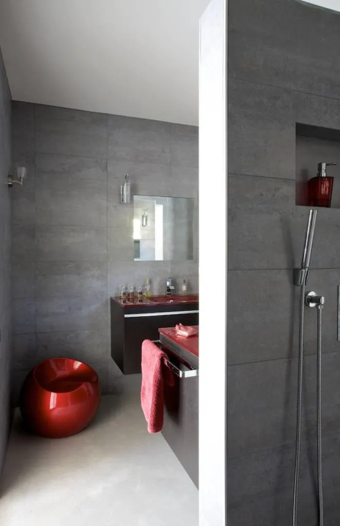 Réalisation d'un appartement loft contemporain au centre-ville d'Aix-en-Provence par l'agence Inspirations d'Intérieurs