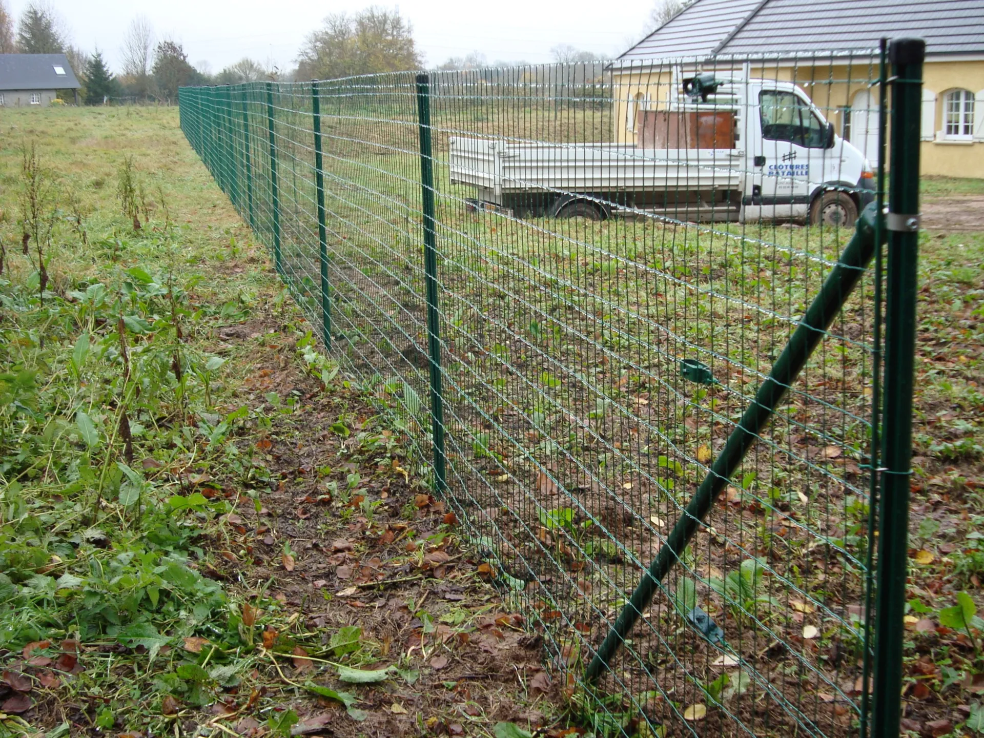 Vente et pose de clôture en grillage soudé à Bernay 27