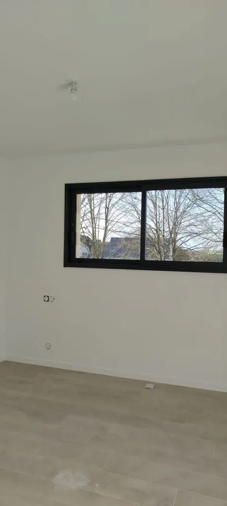 Maison neuve, enduit lissé, peinture pistolet Airless entre Évreux et Vernon