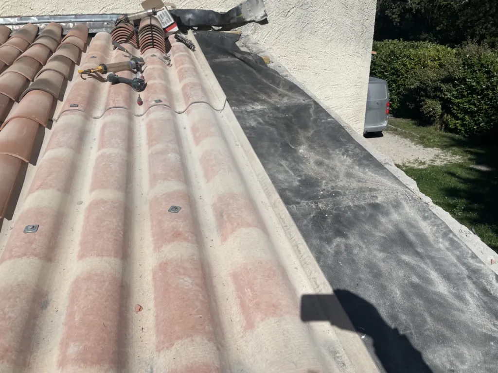 Rénovation de toiture d’une maison sur Martigues 