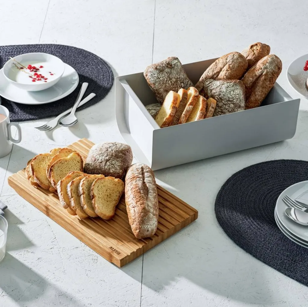 Boite à pain Matina design italien Alessi © Inspirations d'interieurs