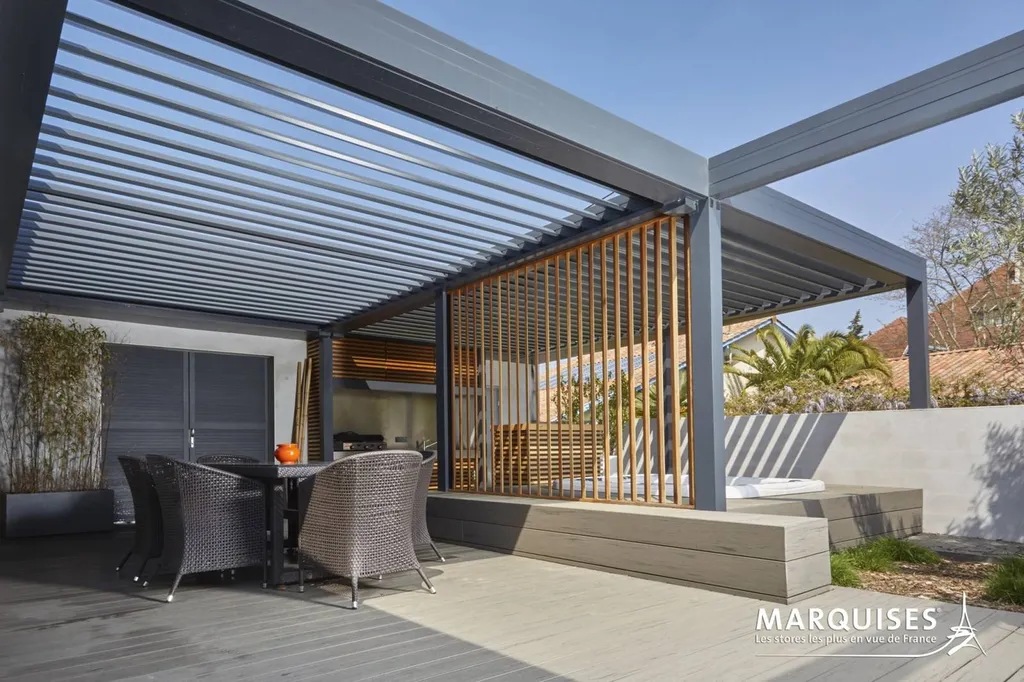 Pergola bioclimatique en aluminium a Sausset les pins