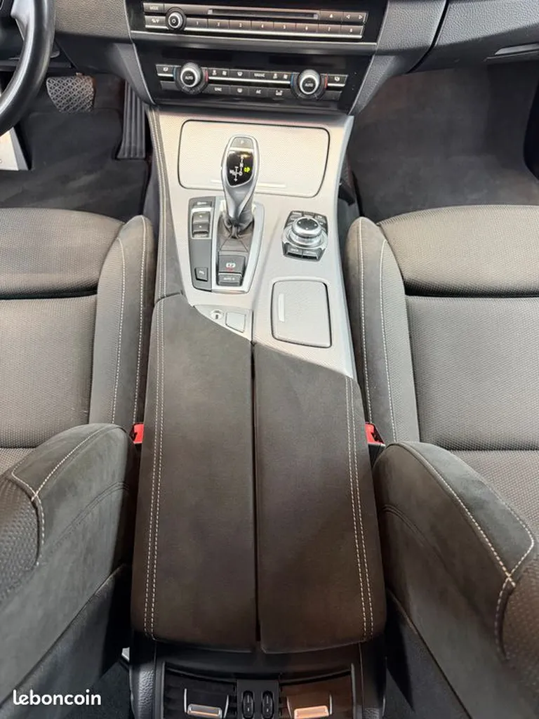 Acheter une BMW Série 5 535i 306 CHV Break avec boîte auto et siège électrique en alcantara - PACK M près de Cruseilles