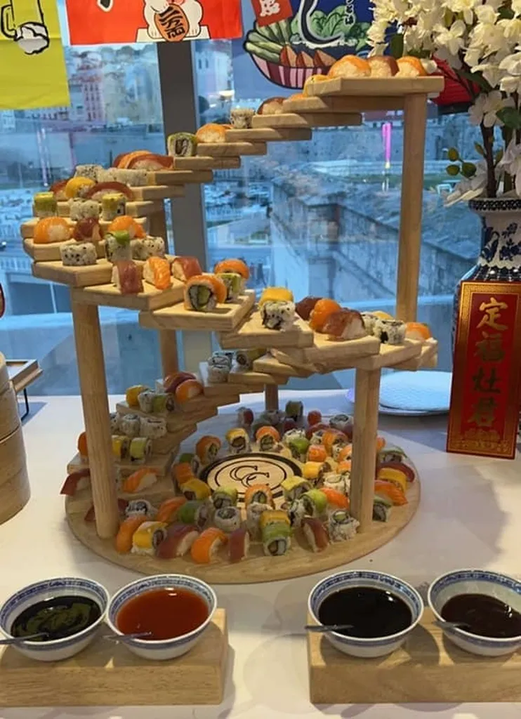 plateau de sushis en bois massif sur mesure