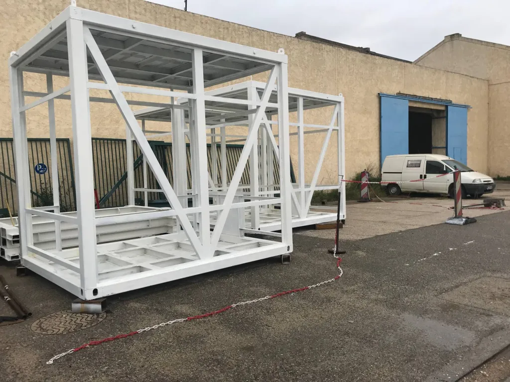 CONFECTION SUIVANT PLAN STRUCTURE METALLIQUE CHASSIS CONTAINER AVEC OREILLE DE LEVAGE PACA MARTIGUES PACA