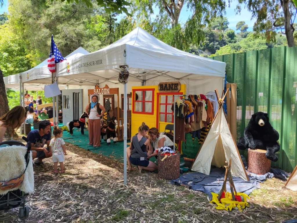 Cool Events, une autre vision de l'événement : circuits de voitures miniatures, jeux en bois, décors thématiques et créations  de jeux originaux sortis de nos ateliers en PACA