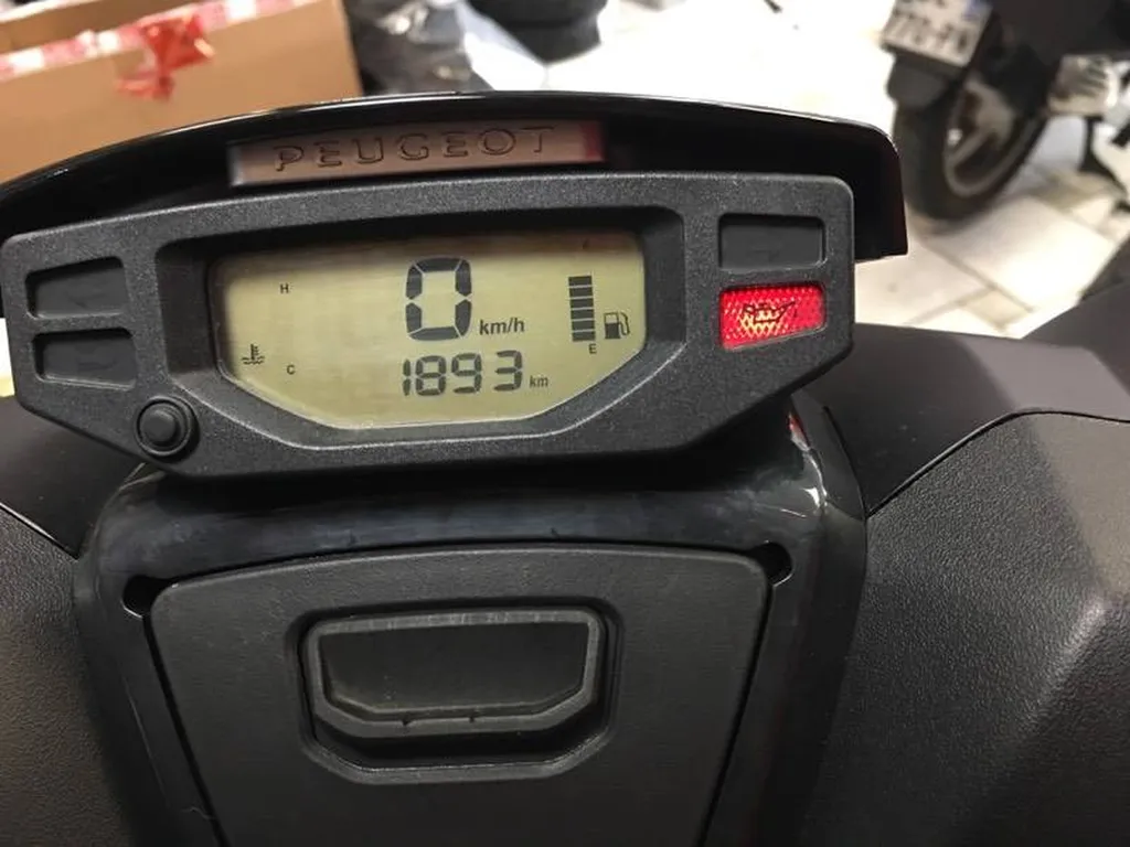 SCOOTER OCCASION PEUGEOT SPEEDFIGHT 50 TOULON