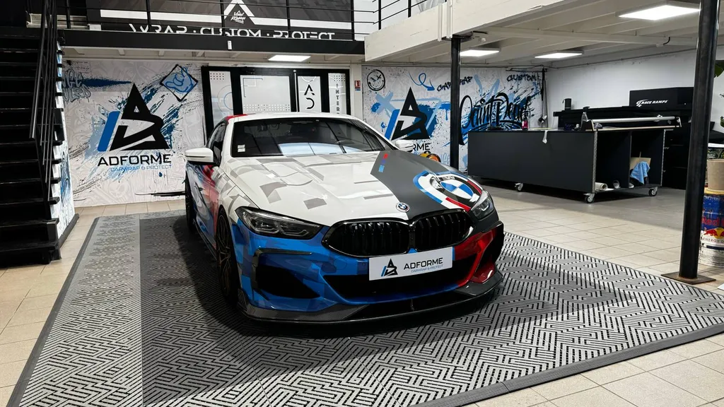 BMW 840i