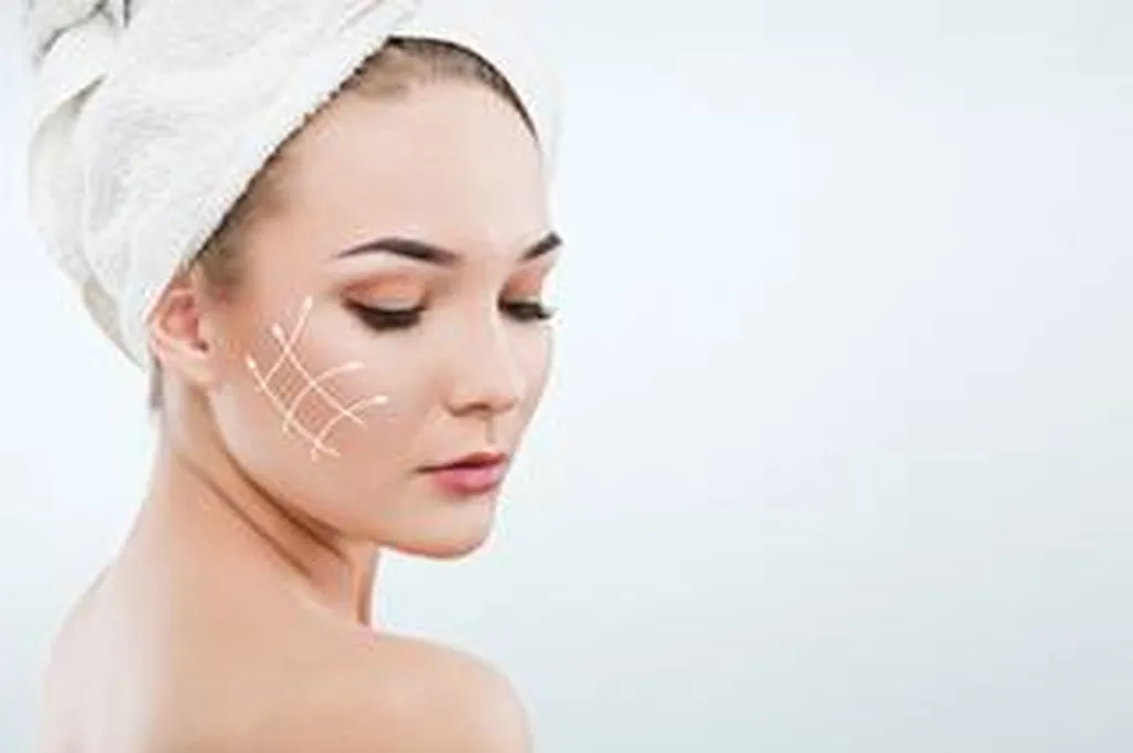 Dr. Eugenio Broccaioli : Chirurgien maxillo facial, médecin esthétique formateur à Paris, spécialisé aux dernières techniques de soins et de protocoles au laser.